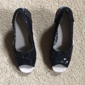 Toms sequin wedged